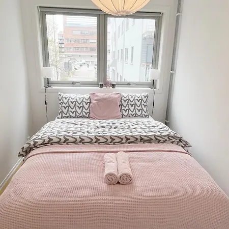 شقة Center Flat With Balcony & Free Parking أوسلو