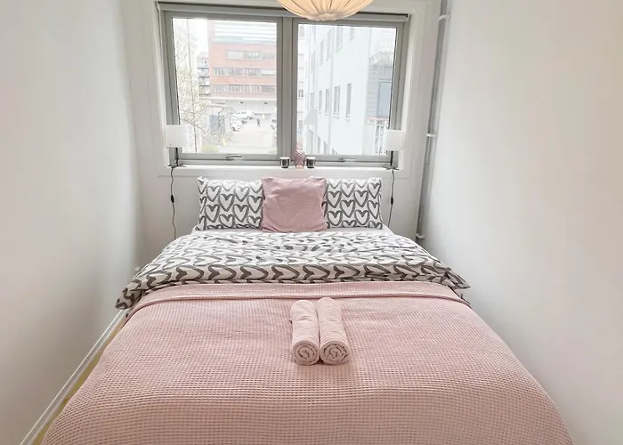 شقة Center Flat With Balcony & Free Parking أوسلو